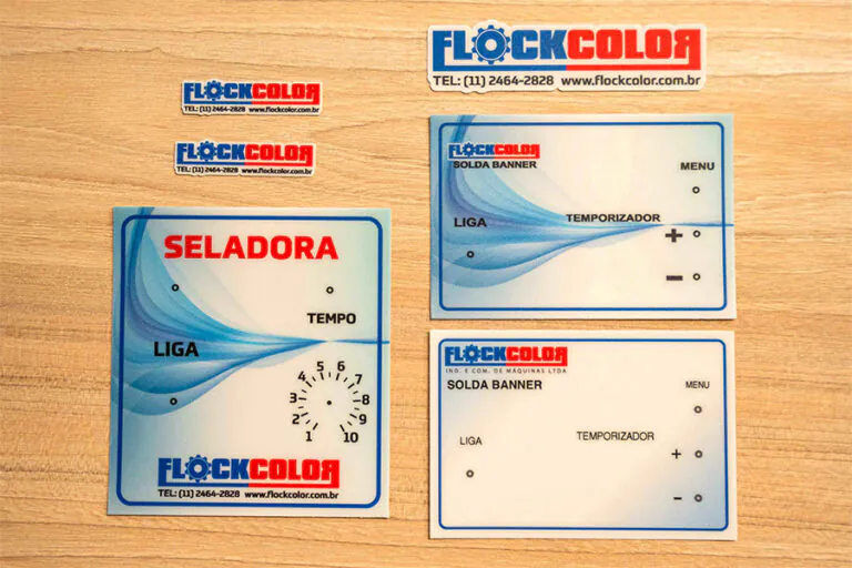 Painéis em policarbonato para equipamentos Flock Color