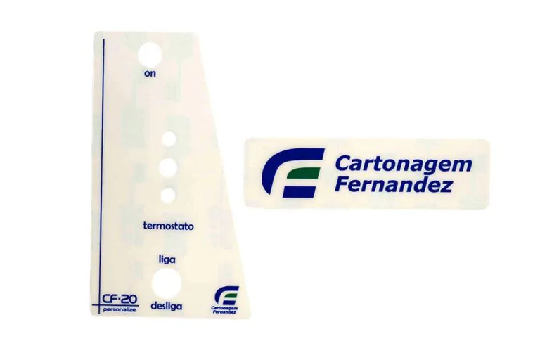 Painéis em policarbonato para produtos da Cartonagem Fernandes